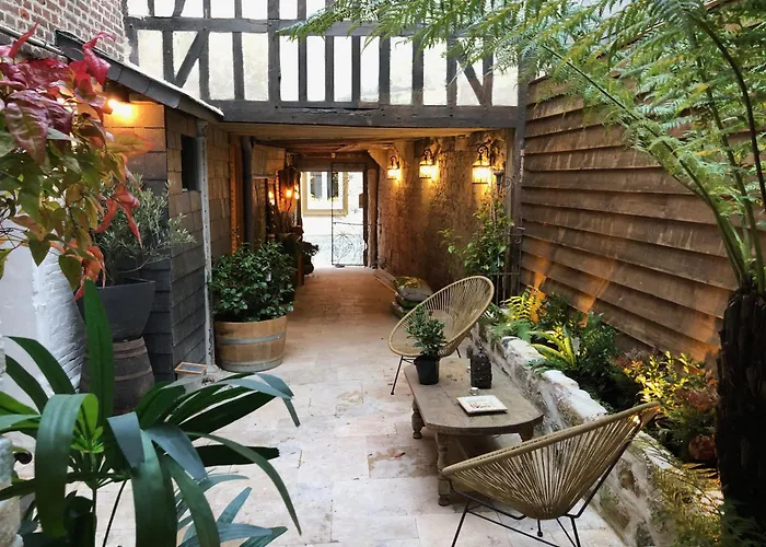 Le Baldaquin / Les Suites Romantiques Honfleur